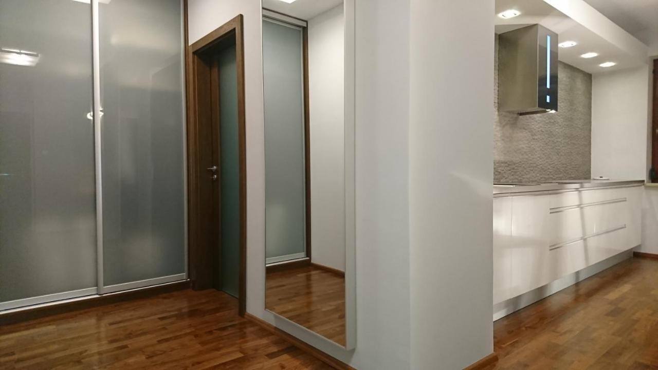 Quiet And Spacious Apartment With Garage Option Cracovie Extérieur photo