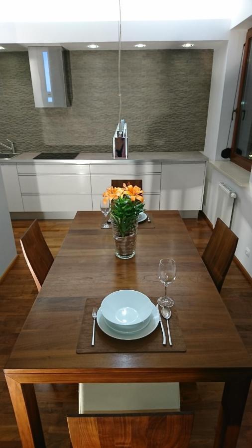 Quiet And Spacious Apartment With Garage Option Cracovie Extérieur photo
